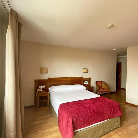 Arbeyal 3* Хихон